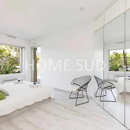 Votre Maison De Dans Un Ecrin De Verdure - * Cannes